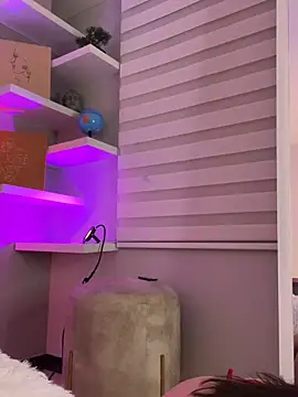 Mila Hank  online show from February 2026 12:59:01 AM