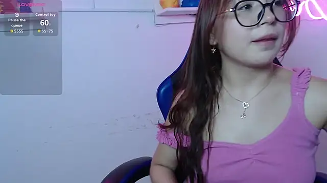 Snapshot of koraline_333 chatting on April 2026 02:58:01 PM koraline 333 online show from April 2026 02:58:01 PM