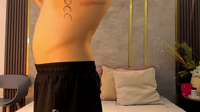 NikoStone  online show from October 2025 04:23:02 AM