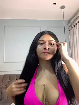 Snapshot of Valery_kitty18 chatting on December 2025 11:30:02 AM Valery kitty18 online show from December 2025 11:30:02 AM