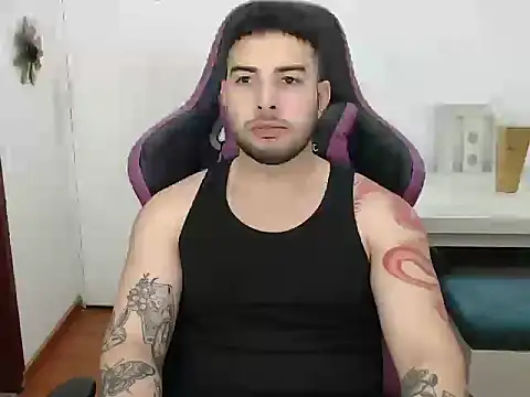 baby mateo online show from December 2025 10:37:02 PM