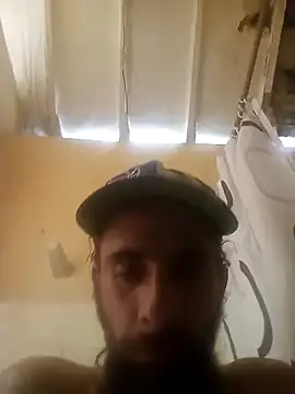 Snapshot of hairy_mannn chatting on April 2026 03:54:02 PM hairy mannn online show from April 2026 03:54:02 PM