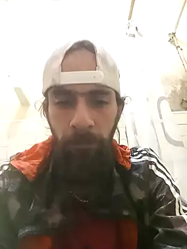 Snapshot of hairy_mannn chatting on April 2026 06:24:02 PM hairy mannn online show from April 2026 06:24:02 PM