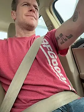 DILFiGuess11 online show from February 2026 09:32:01 PM