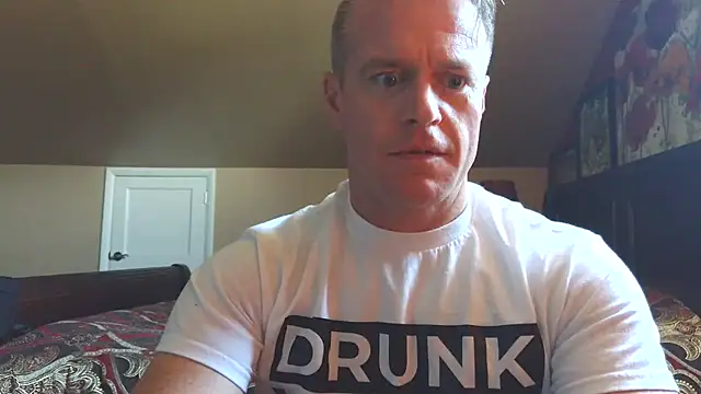 Snapshot of DILFiGuess11 chatting on June 2026 04:24:02 PM DILFiGuess11 online show from June 2026 04:24:02 PM