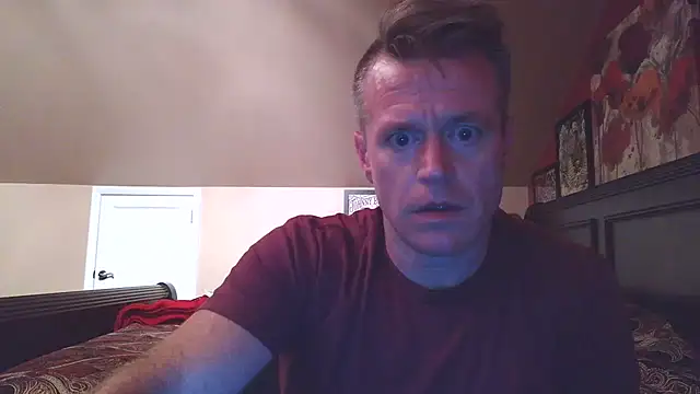 Snapshot of DILFiGuess11 chatting on June 2026 04:17:01 AM DILFiGuess11 online show from June 2026 04:17:01 AM