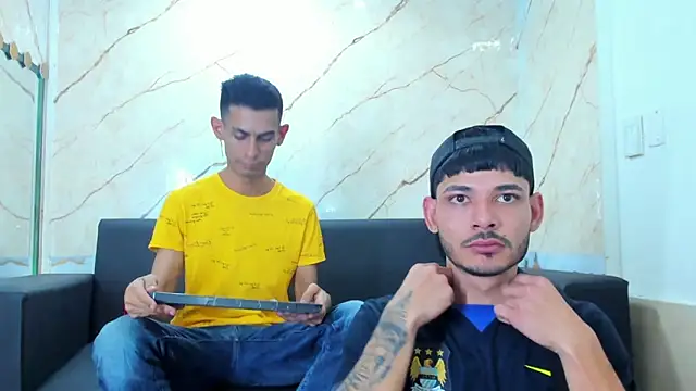 Golldens Dreamss online show from September 2025 08:12:02 PM