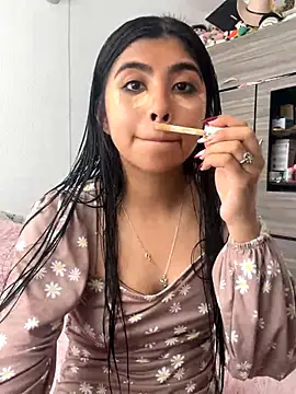 DianeSuns  online show from December 2025 06:59:02 PM