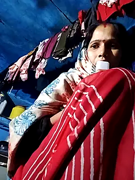 Jooli xx online show from November 2025 03:23:01 PM