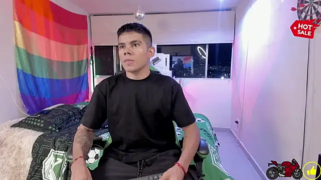 Snapshot of Jack_castell chatting on November 2025 11:37:02 PM Jack castell online show from November 2025 11:37:02 PM