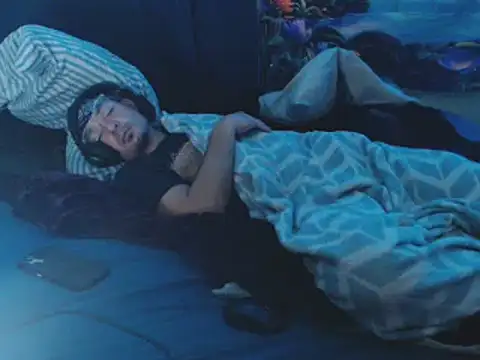 YoBlezz online show from November 2025 09:09:01 PM