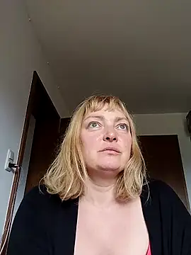 LiluLiluLilu online show from September 2025 07:56:02 AM