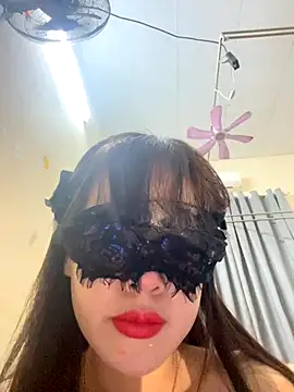 Snapshot of LimeLy chatting on November 2025 04:11:01 AM LimeLy online show from November 2025 04:11:01 AM