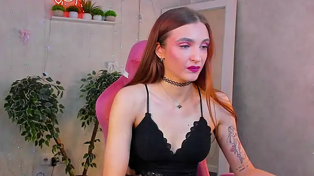 Snapshot of Alisha_Green chatting on July 2026 09:24:01 AM Alisha Green online show from July 2026 09:24:01 AM