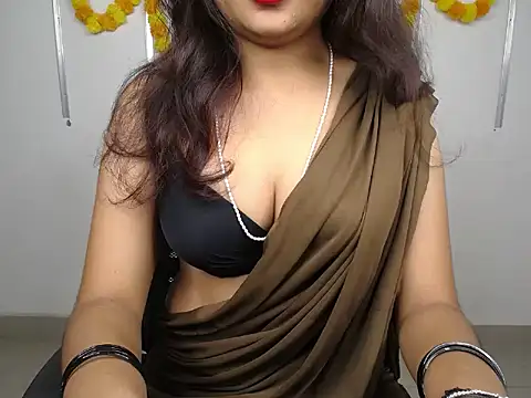 Snapshot of heavan_girl chatting on November 2025 11:42:02 AM heavan girl online show from November 2025 11:42:02 AM