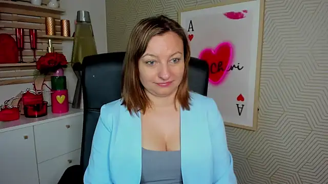 Snapshot of angelaSamt chatting on April 2026 05:30:01 AM angelaSamt online show from April 2026 05:30:01 AM