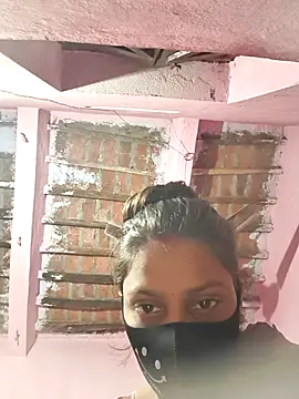 posewith online show from October 2025 10:54:02 PM