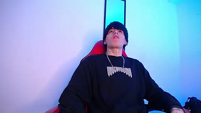 Anhonymus  online show from November 2025 04:49:01 AM