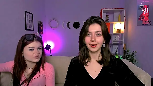 kitniss dreamy online show from March 2026 08:27:02 PM