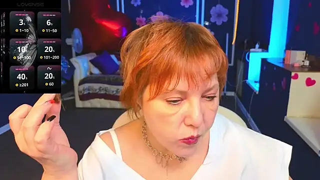 Kira Kenett online show from March 2026 03:27:01 PM