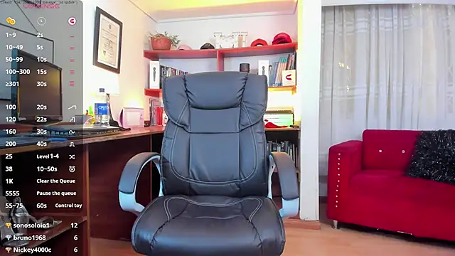 GretaVoss  online show from April 2026 09:39:33 PM