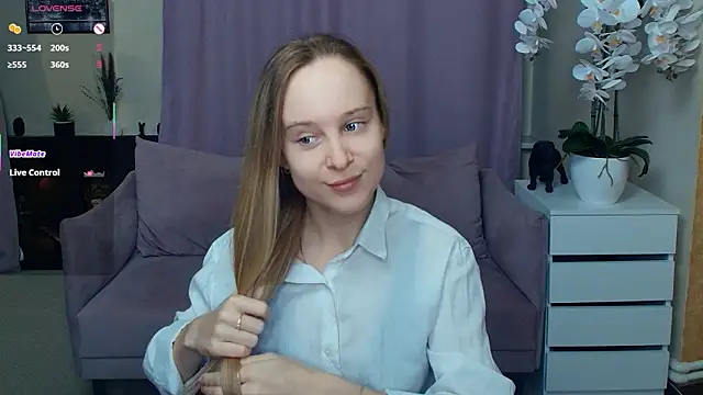 SoonMoor online show from March 2026 06:35:02 PM