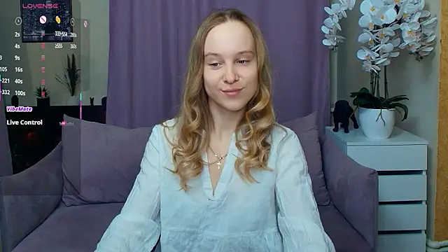 SoonMoor online show from March 2026 06:40:02 PM