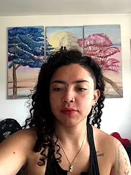 Paris 11 online show from September 2025 01:58:01 PM