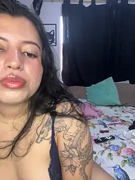 Emma 2903 online show from October 2025 10:25:02 PM