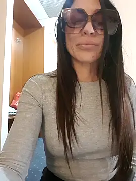 sexy7883 online show from November 2025 09:48:02 PM