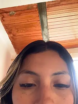 Snapshot of Berta_arevalo_blsd chatting on October 2025 07:34:01 PM Berta arevalo blsd online show from October 2025 07:34:01 PM