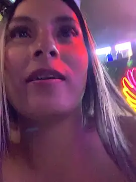 Snapshot of Berta_arevalo_blsd chatting on November 2025 10:10:02 PM Berta arevalo blsd online show from November 2025 10:10:02 PM