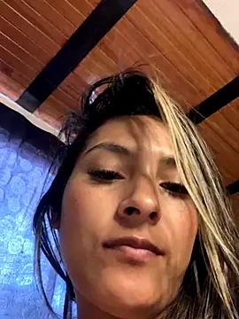 Snapshot of Berta_arevalo_blsd chatting on November 2025 07:35:02 PM Berta arevalo blsd online show from November 2025 07:35:02 PM