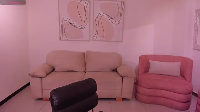 LucyWeiss  online show from November 2025 09:15:02 PM