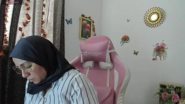 Snapshot of dalila_kemur chatting on May 2026 03:30:01 PM dalila kemur online show from May 2026 03:30:01 PM