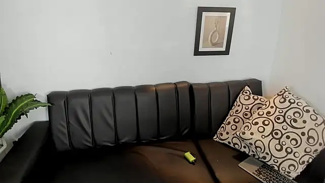 Snapshot of Danka_smith chatting on September 2025 02:28:01 PM Danka smith online show from September 2025 02:28:01 PM