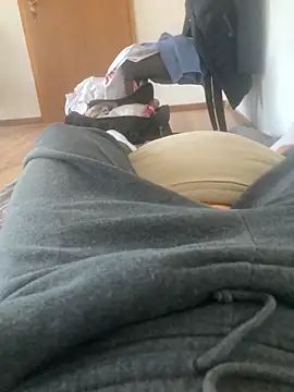 couplebest1 online show from February 2026 04:16:02 PM