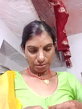 Snapshot of Mansi_ji chatting on October 2025 06:18:02 PM Mansi ji online show from October 2025 06:18:02 PM