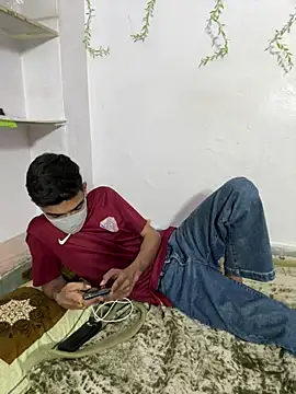 Snapshot of Sex_Queen_aaraya chatting on March 2026 03:17:01 PM Sex Queen aaraya online show from March 2026 03:17:01 PM