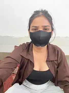Snapshot of Sex_Queen_aaraya chatting on May 2026 04:23:01 PM Sex Queen aaraya online show from May 2026 04:23:01 PM