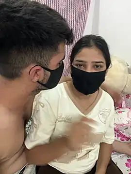 Snapshot of Sex_Queen_aaraya chatting on July 2026 08:05:01 AM Sex Queen aaraya online show from July 2026 08:05:01 AM