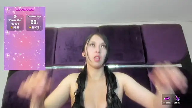 Snapshot of Noah_Rossi_ chatting on September 2025 04:23:01 AM Noah Rossi online show from September 2025 04:23:01 AM