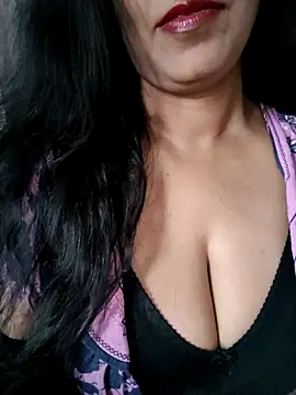 Deepa Sharma143 online show from October 2025 01:28:01 AM