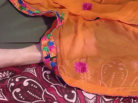 Snapshot of cute_seemu chatting on January 2026 10:30:02 AM cute seemu online show from January 2026 10:30:02 AM