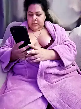 xlatinastar online show from September 2025 05:56:02 PM