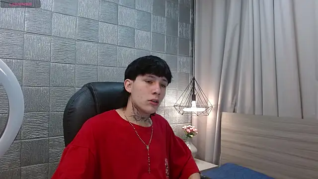 Iantwink18 online show from October 2025 02:07:01 PM