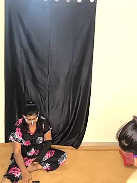 Snapshot of Family02 chatting on October 2025 04:41:02 PM Family02 online show from October 2025 04:41:02 PM