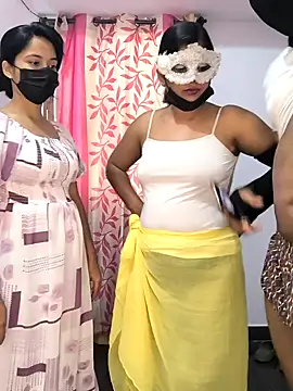 Family02 online show from February 2026 04:52:02 AM