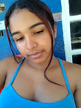 Snapshot of DulceeSalas chatting on September 2025 05:56:01 PM DulceeSalas online show from September 2025 05:56:01 PM