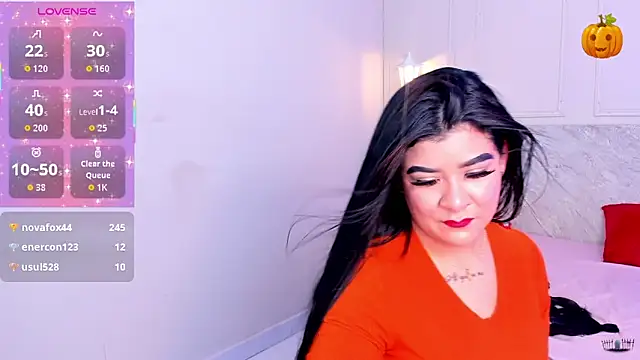 TianaGlow26 online show from October 2025 07:26:02 PM